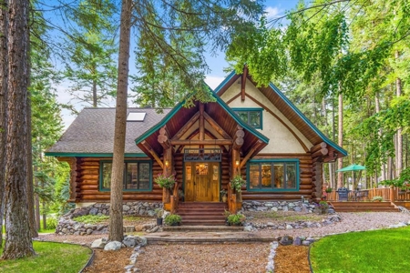 Whitefish Luxury Log Home For Sale - image 2