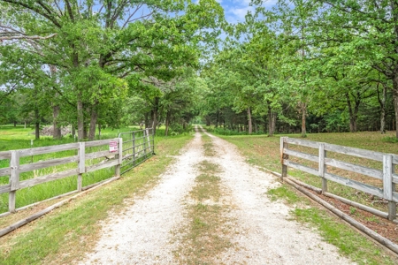 Country Home for Sale in Canton, Texas - image 14