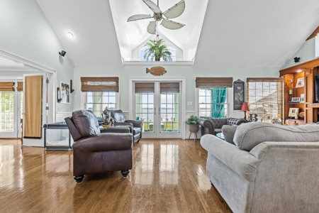 Riverfront Home with Extra Lot for Sale on the Pamlico River - image 44