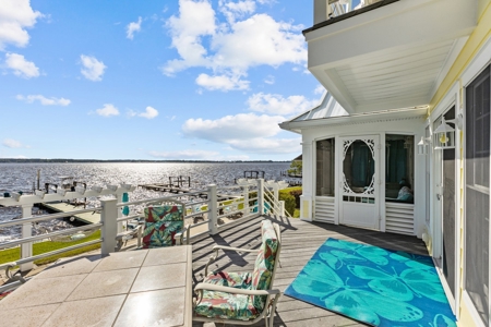 Riverfront Home with Extra Lot for Sale on the Pamlico River - image 21