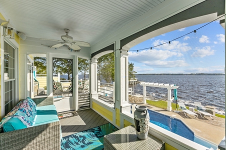 Riverfront Home with Extra Lot for Sale on the Pamlico River - image 23