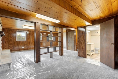 Home For Sale With An Acrage ! - image 24