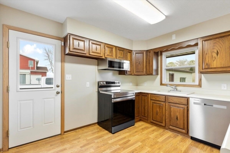 Home For Sale With An Acrage ! - image 8