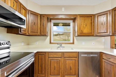 Home For Sale With An Acrage ! - image 7