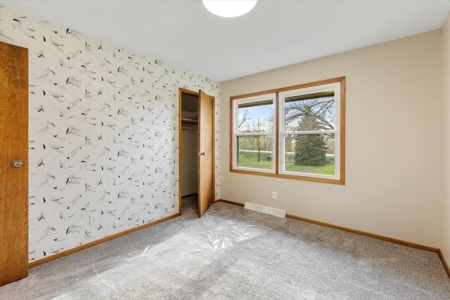 Home For Sale With An Acrage ! - image 16