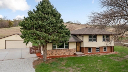 Home For Sale With An Acrage ! - image 4