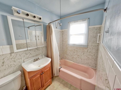 40 acre Farm in Olathe, Colorado with irrigation. - image 11