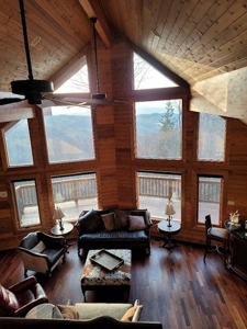 Stunning Mountain Home for Sale in Beech Mountain NC - image 2