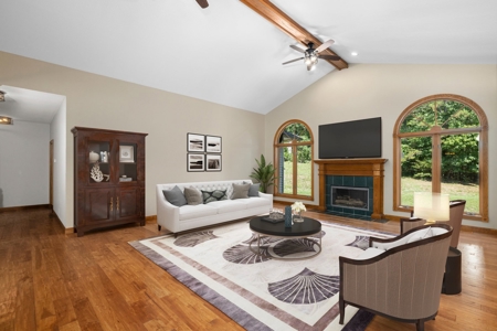 Piedmont MO Country Home and Land for sale - image 42