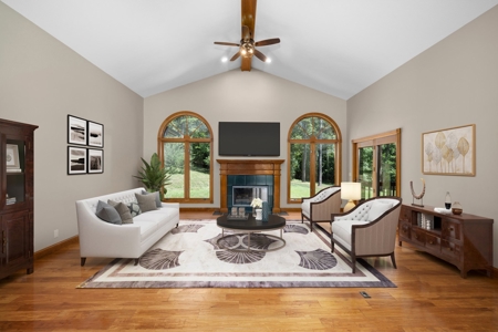 Piedmont MO Country Home and Land for sale - image 41