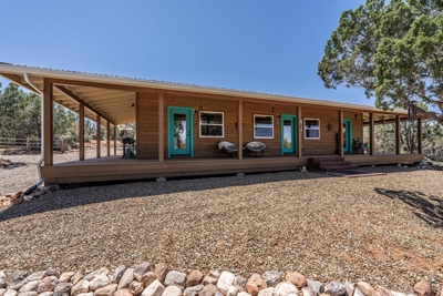 Stunning Off-Grid Remote Mountain Home