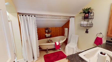 Lakefront Home on Long Lake - image 37