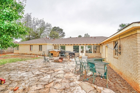 Custer County Home for Sale, Clinton, OK Auction - image 35