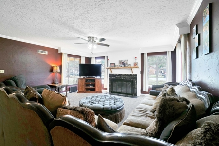 Custer County Home for Sale, Clinton, OK Auction - image 8