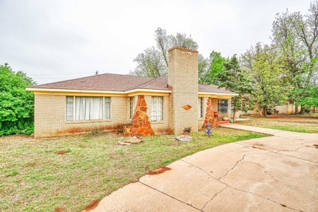 Custer County Home for Sale, Clinton, OK Auction - image 4