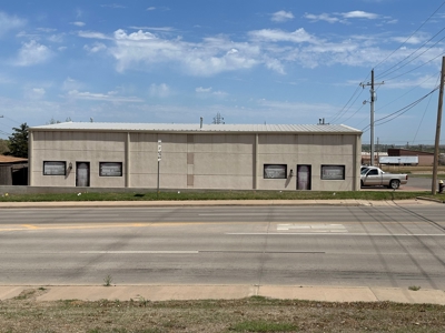 Commercial Building for Sale, Clinton, OK Custer County - image 16