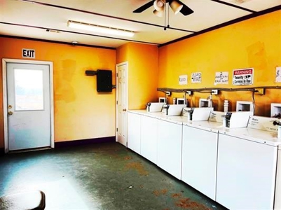 Laundromat and RV Park for sale Highland, AR - image 3