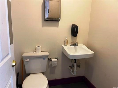 Laundromat and RV Park for sale Highland, AR - image 8