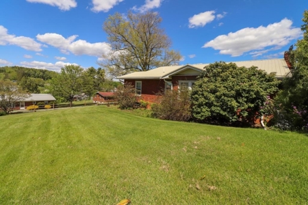 Historic Brick Home For Sale In Rural Retreat VA - image 28