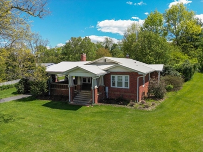 Historic Brick Home For Sale In Rural Retreat VA - image 3