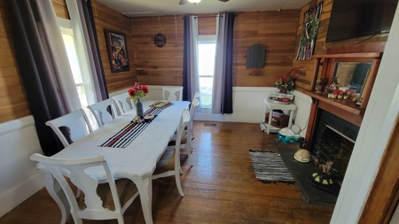 Historic Home For Sale, Fruit Trees, Garden, No Restrictions - image 9