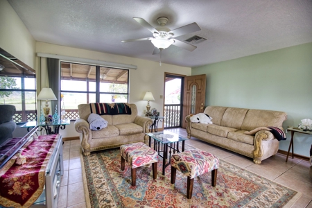 3BR, 2BA home wit 2-story barn on 5.79 acres! Arcadia, FL - image 16