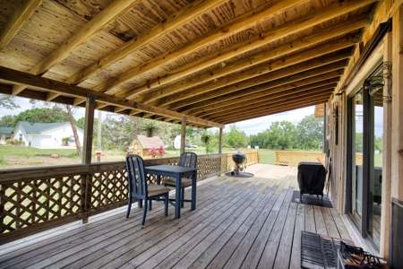 3BR, 2BA home wit 2-story barn on 5.79 acres! Arcadia, FL - image 11