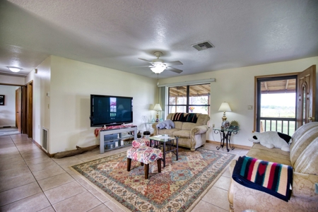 3BR, 2BA home wit 2-story barn on 5.79 acres! Arcadia, FL - image 15