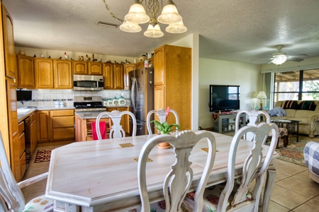 3BR, 2BA home wit 2-story barn on 5.79 acres! Arcadia, FL - image 21