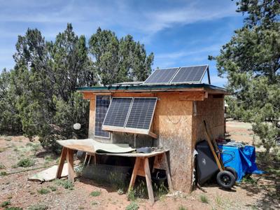 Adorable off grid Tiny Home - image 2