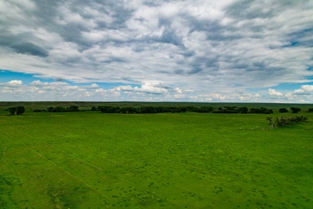 Milk River Valley Ranch For Sale In Northeastern Montana - image 31