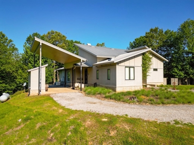 400+/- Acres with Modern Home Wilkinson County, Mississippi - image 2