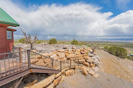 Montrose Colorado Custom Home On Acreage - image 7