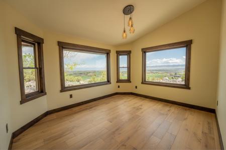 Montrose Colorado Custom Home On Acreage - image 17