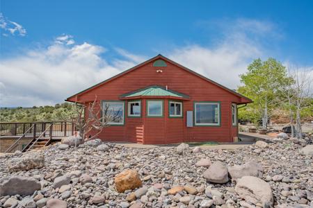 Montrose Colorado Custom Home On Acreage - image 8