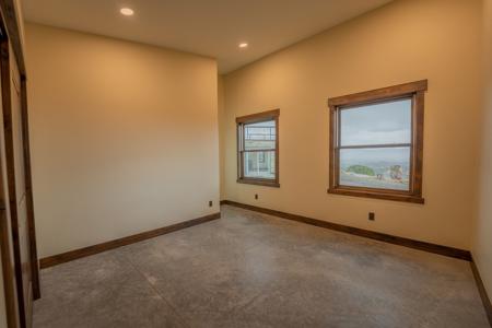 Montrose Colorado Custom Home On Acreage - image 30