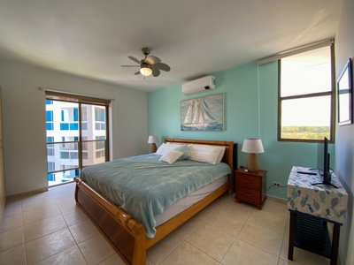 Two Bedroom Condo with community pool *SOLD* - image 8