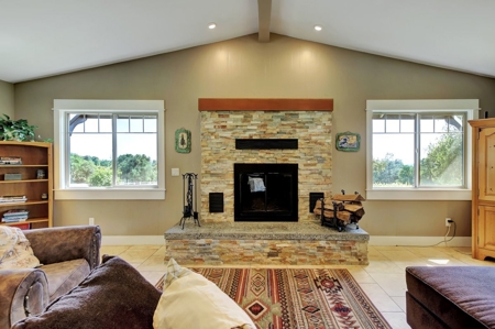 Horse Property Estate on 20+ Acres in Northern California - image 5
