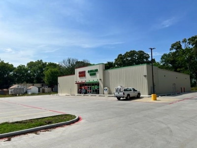 Family Dollar/Dollar Tree Combo Store For Sale - image 1