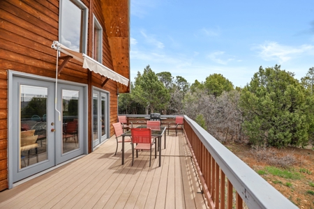 Private Log Cabin With Acreage For Sale in Mancos, CO! - image 38