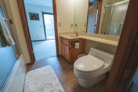 Mountain Chalet for Sale at Auction in Seven Devils NC - image 9