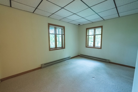 Mountain Chalet for Sale at Auction in Seven Devils NC - image 19