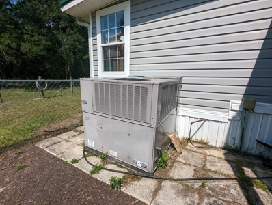 Home For Sale In Wellborn Florida - image 4