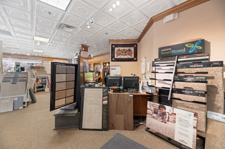Interstate Frontage Commercial Building and Land For Sale - image 33