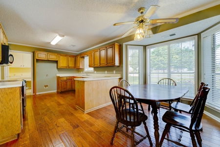 Beautiful River Oaks Home For Sale in Searcy, Arkansas - image 13