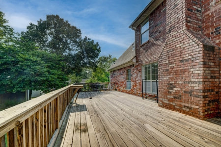 Beautiful River Oaks Home For Sale in Searcy, Arkansas - image 47