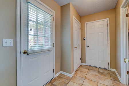 Beautiful River Oaks Home For Sale in Searcy, Arkansas - image 26