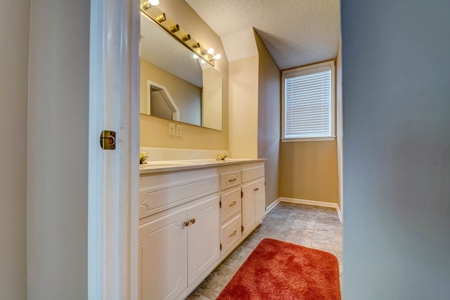 Beautiful River Oaks Home For Sale in Searcy, Arkansas - image 40