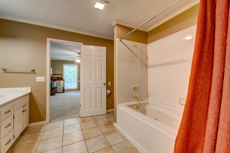 Beautiful River Oaks Home For Sale in Searcy, Arkansas - image 33