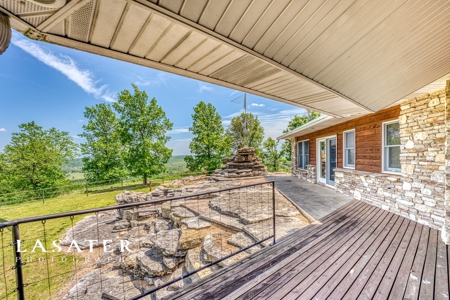 1634 Acre Ranch Retreat Mountain Views For Sale in Harrison - image 5